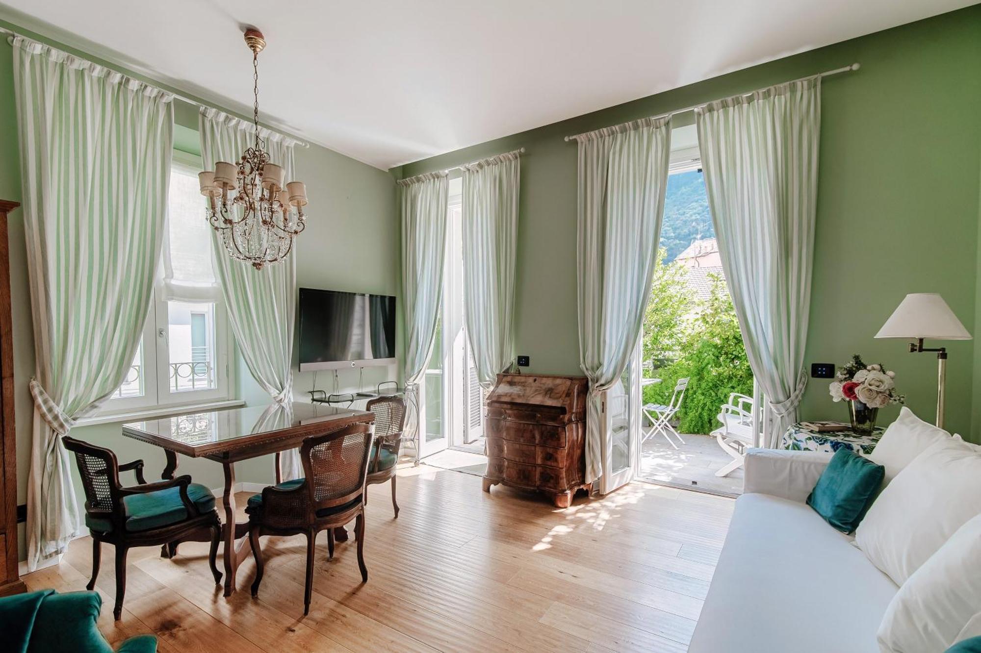 Green Home 65 - The House Of Travelers โกโม ภายนอก รูปภาพ