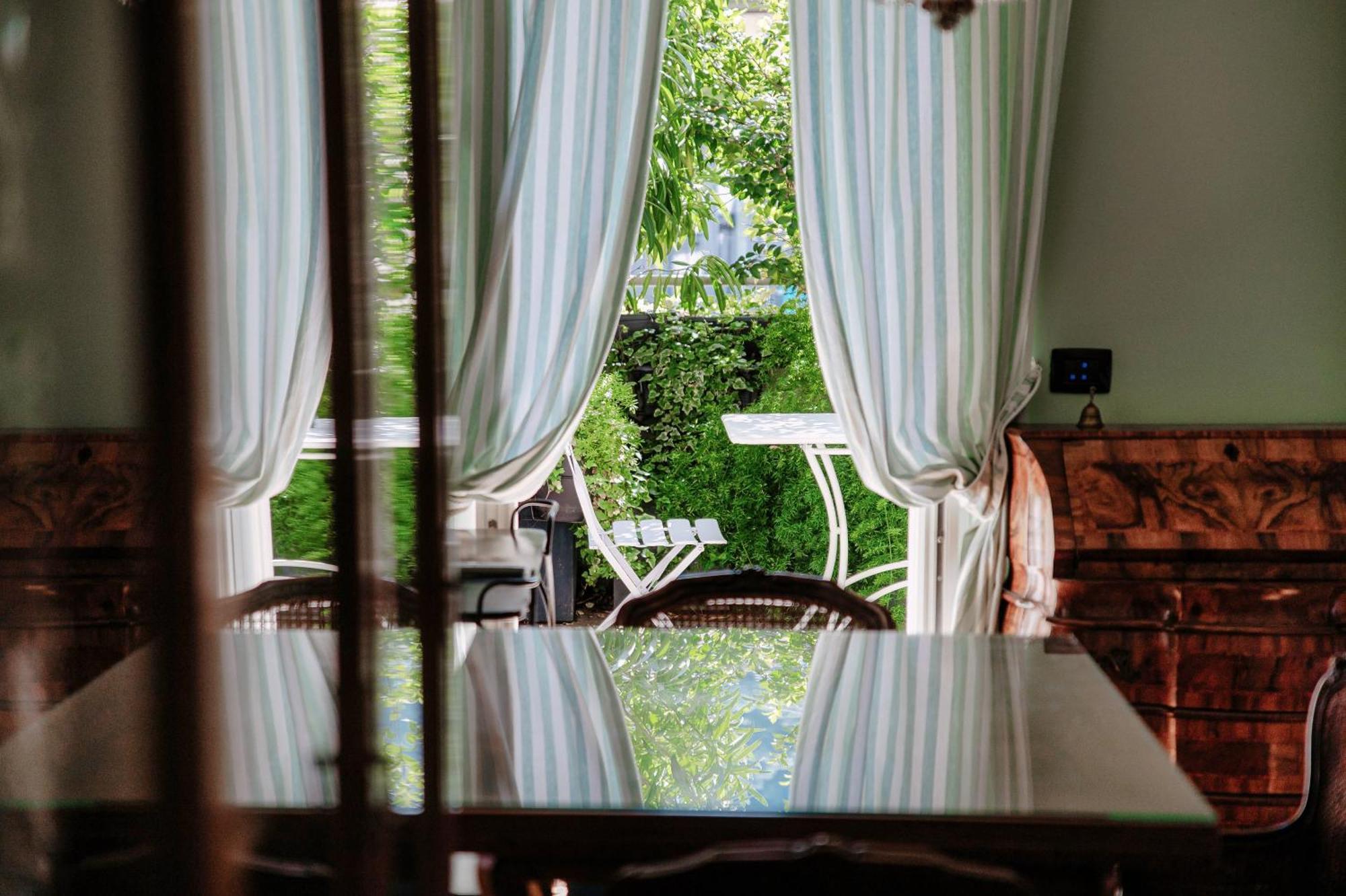 Green Home 65 - The House Of Travelers โกโม ภายนอก รูปภาพ