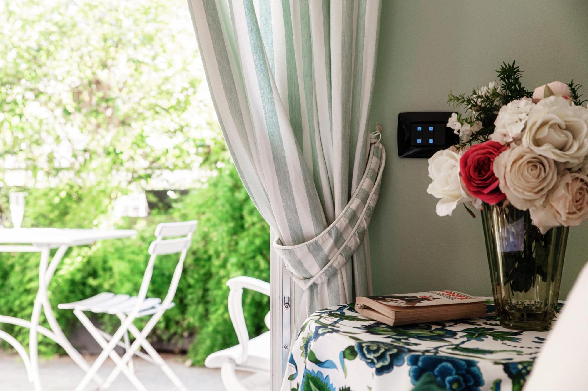 Green Home 65 - The House Of Travelers โกโม ภายนอก รูปภาพ